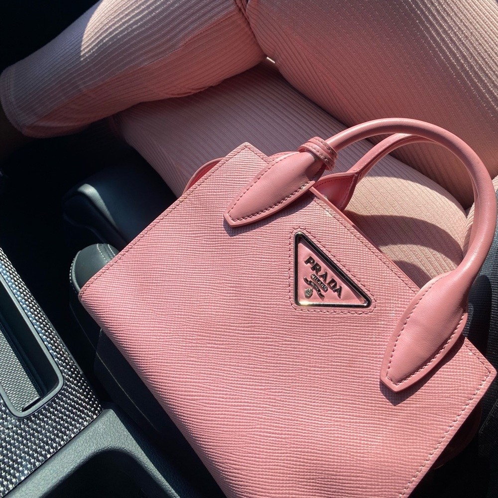 Meet your Posher, Marie